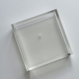 Caixa de acrílico 12x12x4cm